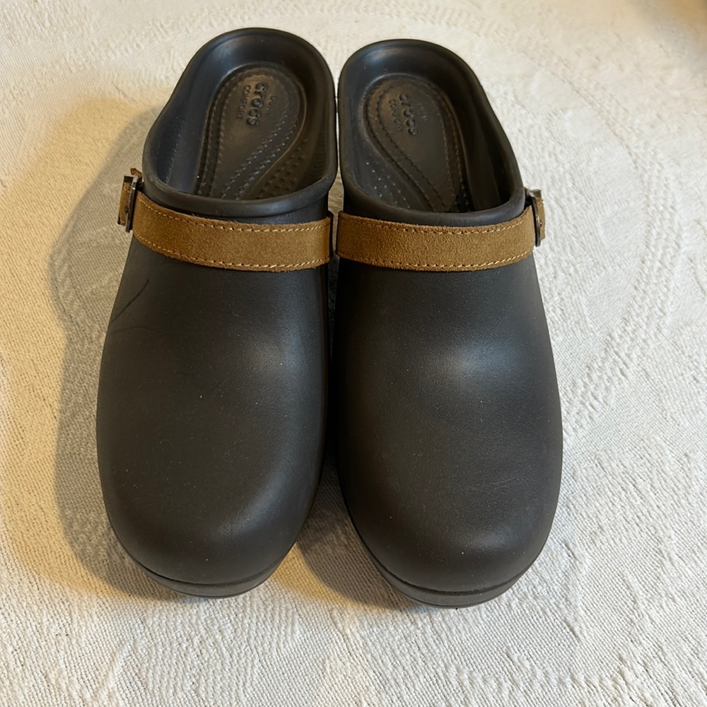 Croc Mule Clog Brown Tan 9 slip on Women’s Croc